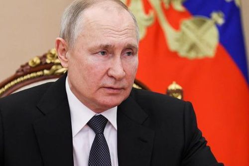 Tổng thống Nga Putin ký đạo luật nhập ngũ mới