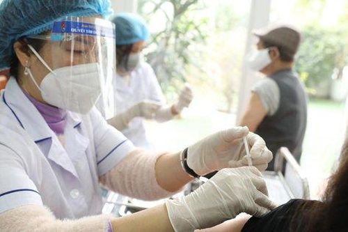 Bộ Y tế đề nghị các địa phương đề xuất nhu cầu vaccine COVID-19