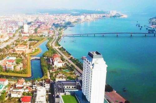 Quy hoạch, xây dựng tỉnh Quảng Bình thành nền kinh tế năng động của khu vực miền trung