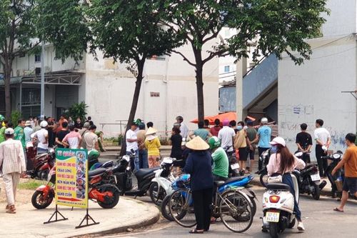 Phát hiện người đàn ông tử vong trong khu dân cư