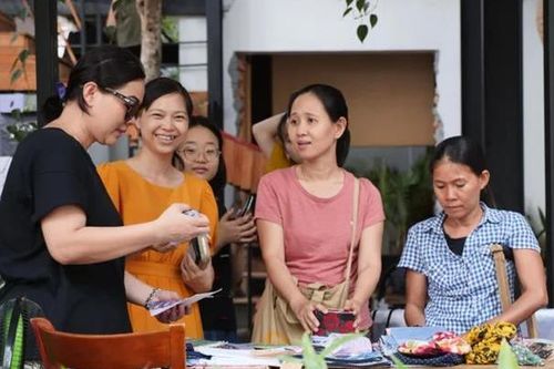 Trao giá trị sống cho những mảnh đời kém may mắn
