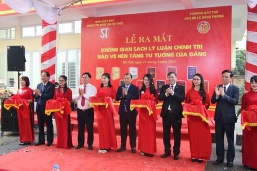 Không gian sách lý luận, chính trị bảo vệ nền tảng tư tưởng của Đảng