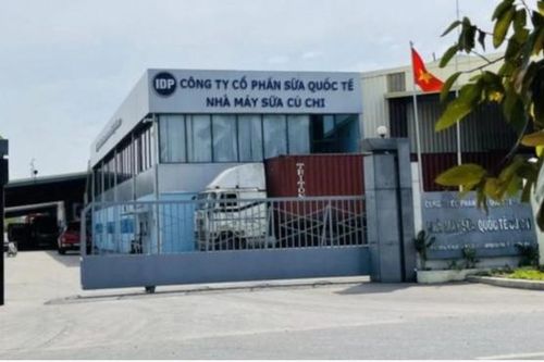 Sữa Quốc tế (IDP) phải phát hành 500 tỷ cổ phiếu để trả nợ, giá IDP vẫn vụt tăng khi quỹ ngoại rót vốn