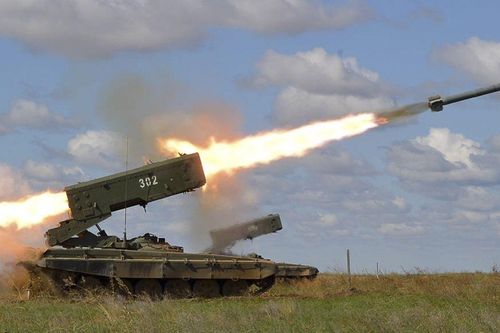 Video xe bọc thép và 'lửa mặt trời' Solntsepyok tấn công quy mô lớn ở Ukraine