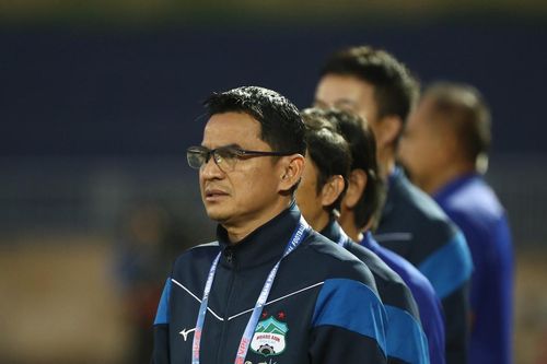 HAGL thua trận đầu ở V-League, HLV Kiatisuk giải thích lý do