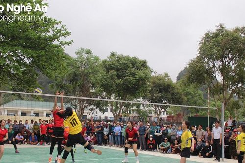 Gần 200 vận động viên tranh tài ở hội thi thể thao các dân tộc thiểu số ở Nghệ An