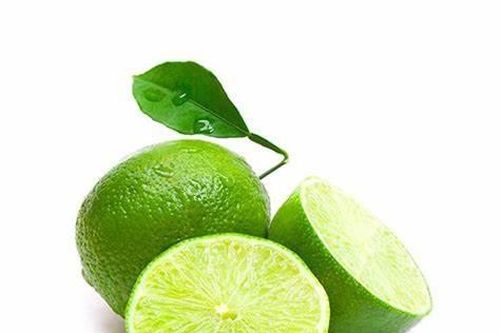 Mẹo tẩy sạch các vết dầu mỡ 'cứng đầu' trên hộp nhựa