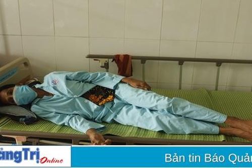 Bệnh nhân lao cần kinh phí để phẫu thuật