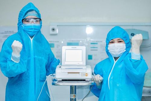 Củng cố tuyến đầu y tế