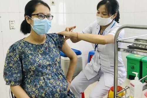 Những nơi nào đang tiêm vaccine COVID-19 mũi 3 và cho trẻ từ 5 - dưới 12 tuổi thấp?