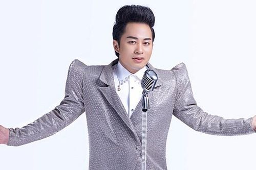 Tùng Dương 13 lần Cống hiến