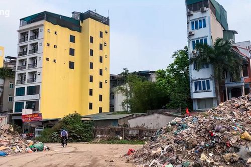 Sống chật vật trên tuyến đường nghìn tỷ giữa thủ đô