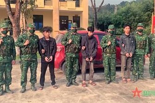 Đồn Biên phòng Cửa khẩu Quốc tế Cầu Treo đấu tranh ngăn chặn xuất nhập cảnh trái phép