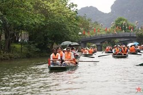 Đoàn đại biểu Việt Nam - Pháp tham quan, khảo sát tại Ninh Bình