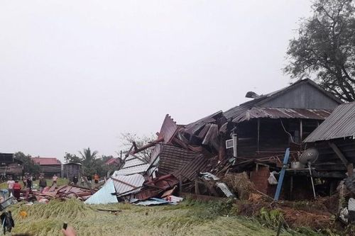 Gia Lai: Gió lốc khiến hơn 100 ngôi nhà tốc mái, nhiều người bị thương