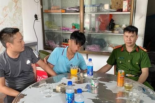 Tìm thấy nam sinh để lại giấy 'con không ăn trộm' trên cầu