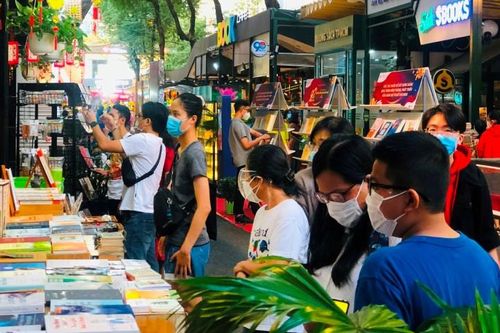 Sách in vẫn có sức hút trong thời đại số
