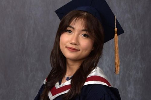 Bài luận đặc biệt giúp nữ sinh trúng tuyển đại học top 8 thế giới