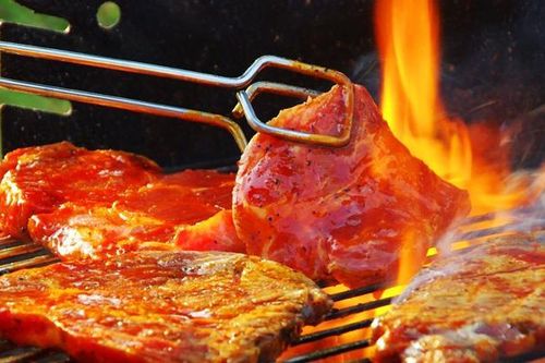 Năm thực phẩm người bệnh ung thư cần tránh
