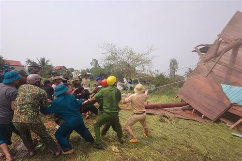 Gia Lai thiệt hại hơn 3,3 tỷ đồng do giông, lốc
