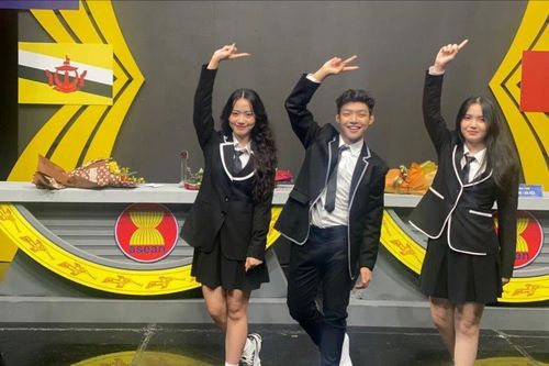 Nữ sinh tài năng giành học bổng từ 7 trường đại học danh giá