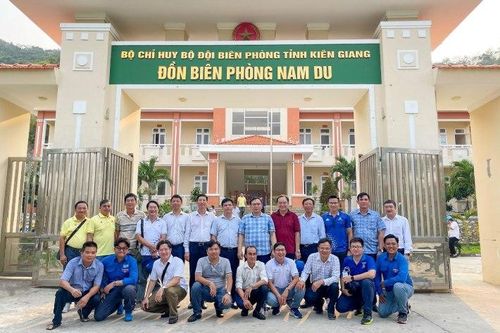 EVNGENCO 2: Hành trình về nguồn trao gửi tình cảm đến nơi đảo xa