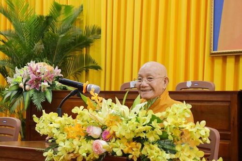 An Giang: Trưởng lão Hòa thượng Thích Minh Thông chia sẻ về Giới luật tại Khóa bồi dưỡng trụ trì