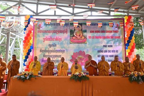 Chùa Nam Sơn tổ chức tết cổ truyền năm 2023 cho đồng bào dân tộc Khmer