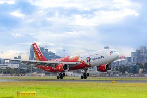 Yêu cầu tăng chuyến bay từ Hà Nội, TP Hồ Chí Minh dịp nghỉ lễ