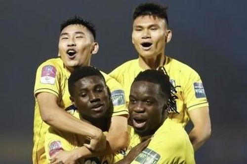 Clip HAGL thua trận đầu tiên ở V-League 2023 trước SLNA