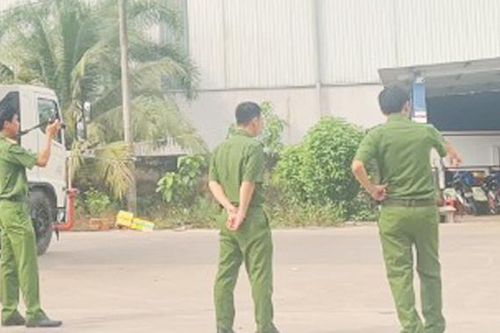 Giám đốc chi nhánh công ty xăng dầu chiếm đoạt hơn 13 tỷ đồng