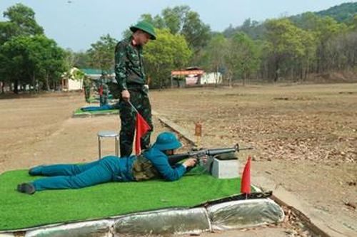 Những 'bóng hồng' giành hoa bắn giỏi