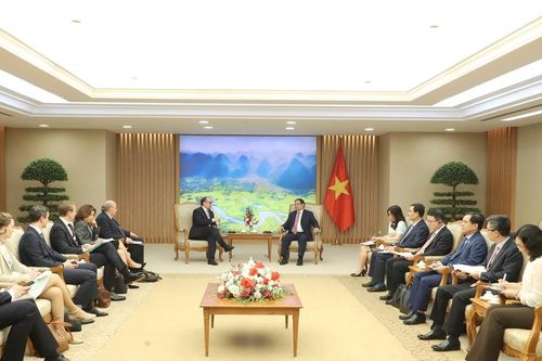 Việt Nam luôn coi trọng và mong muốn tăng cường quan hệ hợp tác với Cộng hòa Áo