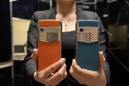 Người dùng Việt vẫn mạnh tay mua điện thoại Vertu