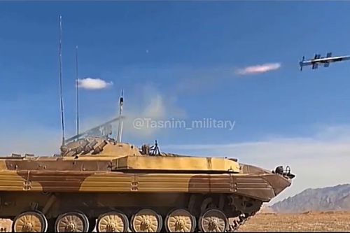 Video tên lửa Iran khoe đòn mạnh hơn Javelin