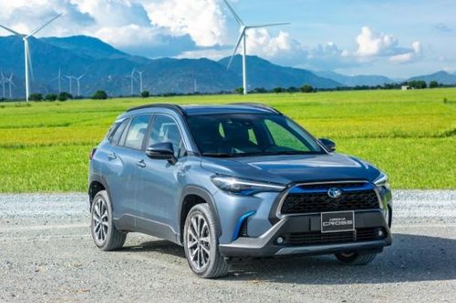 5 mẫu SUV gầm cao bán nhiều nhất tháng 3/2023: Toyota Corolla Cross vẫn duy trì thứ hạng đầu bảng