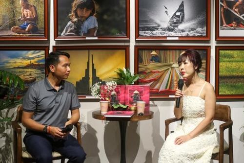 Nghệ sĩ nhiếp ảnh Helena Vân và hành trình đi để ''Chạm''