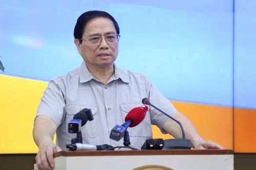 Thủ tướng yêu cầu TP HCM tập trung tháo gỡ khó khăn cho doanh nghiệp, người dân