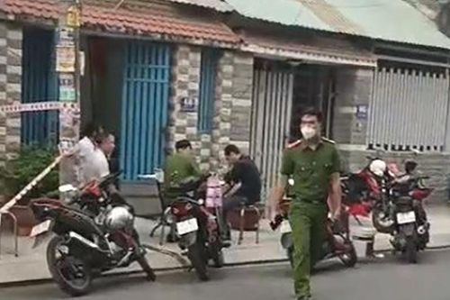 TP.HCM: Điều tra án chồng thoi thóp, vợ tử vong với vết thương ở cổ