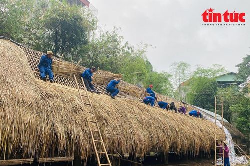 Ngôi nhà truyền thống và những biến đổi hiện nay