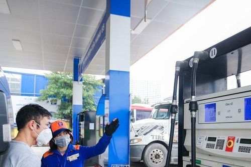 Yêu cầu xem xét hoàn trả chi phí, lợi nhuận cho doanh nghiệp bán lẻ xăng dầu