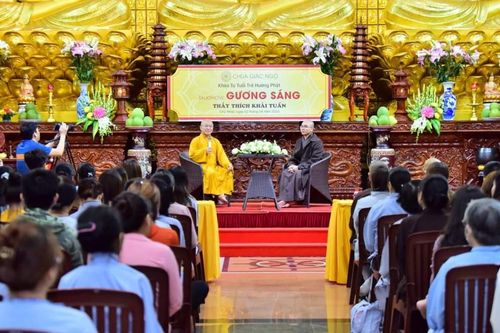 Bắt nhịp xu thế thời đại
