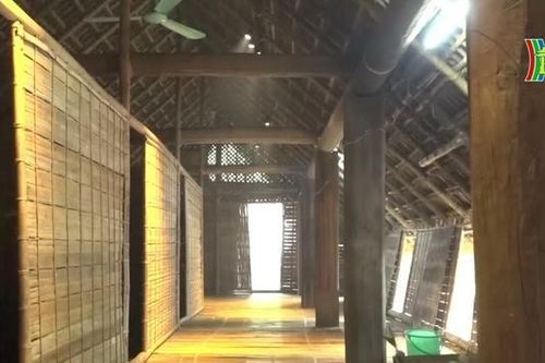 Ngôi nhà Ê Đê và những biến đổi hiện nay