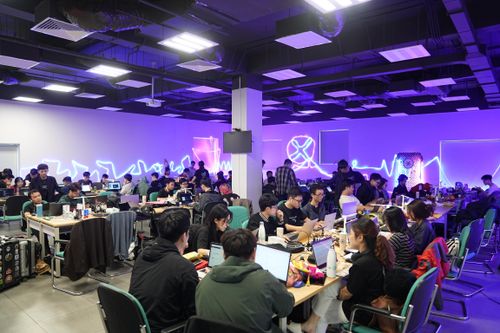 Hơn 300 thí sinh tham dự hackathon JunctionX Hanoi 2023