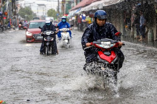 TP.HCM sẽ đón nhiều cơn mưa chuyển mùa đến cuối tháng 4