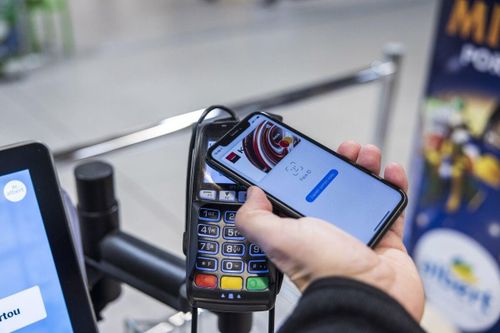 Apple dấn thân vào cuộc chơi của ngân hàng