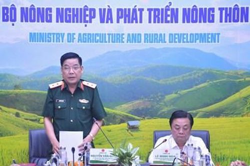 Phát triển kinh tế nông nghiệp, nông thôn gắn với bảo đảm quốc phòng, an ninh