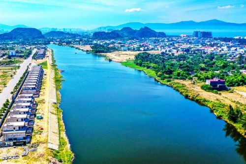 Đà Nẵng và Quảng Nam phối hợp nghiên cứu quy hoạch nhiều công trình kết nối giao thông