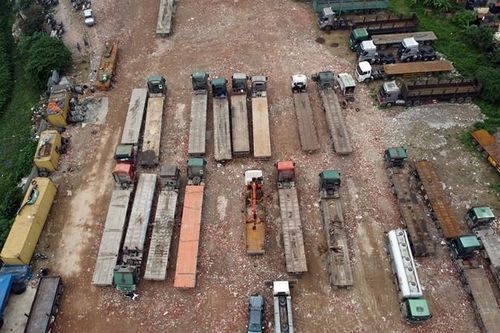 Hà Nội: Sẽ 'trảm' bãi xe khủng không phép ở phường Thượng Thanh