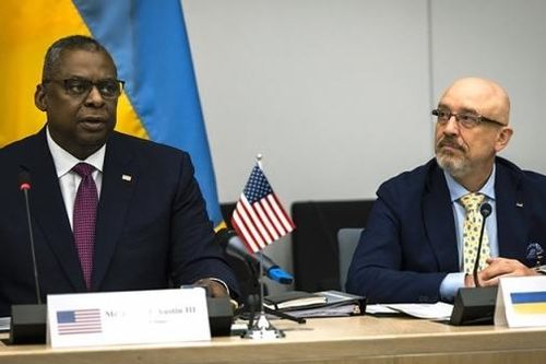 Mỹ-Ukraine khẳng định hợp tác quốc phòng 'khó có thể bị cản trở'; khi nào Kiev tổ chức phản công?